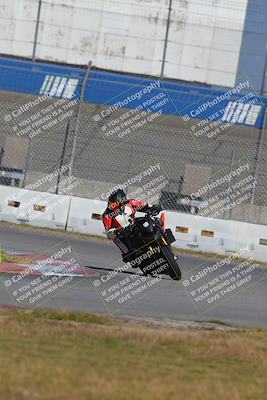 media/Nov-26-2022-Fastrack Riders (Sat) [[b001e85eef]]/Level 2/Session 3 Outside Turn 9/